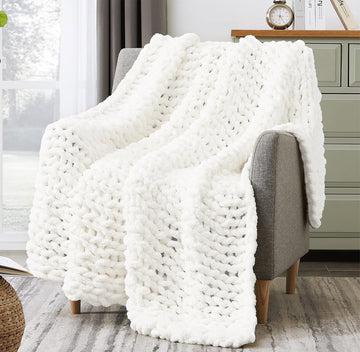 Handmade Chunky Knit Throw Blanket | White | 50" x 60"