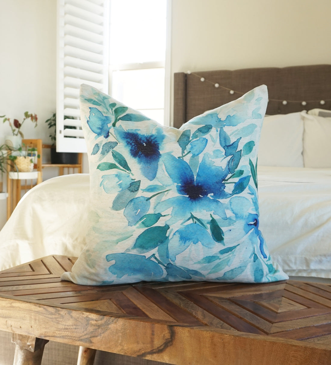 Bianca Rosen Cover | Blue Florals | 20"x 20"