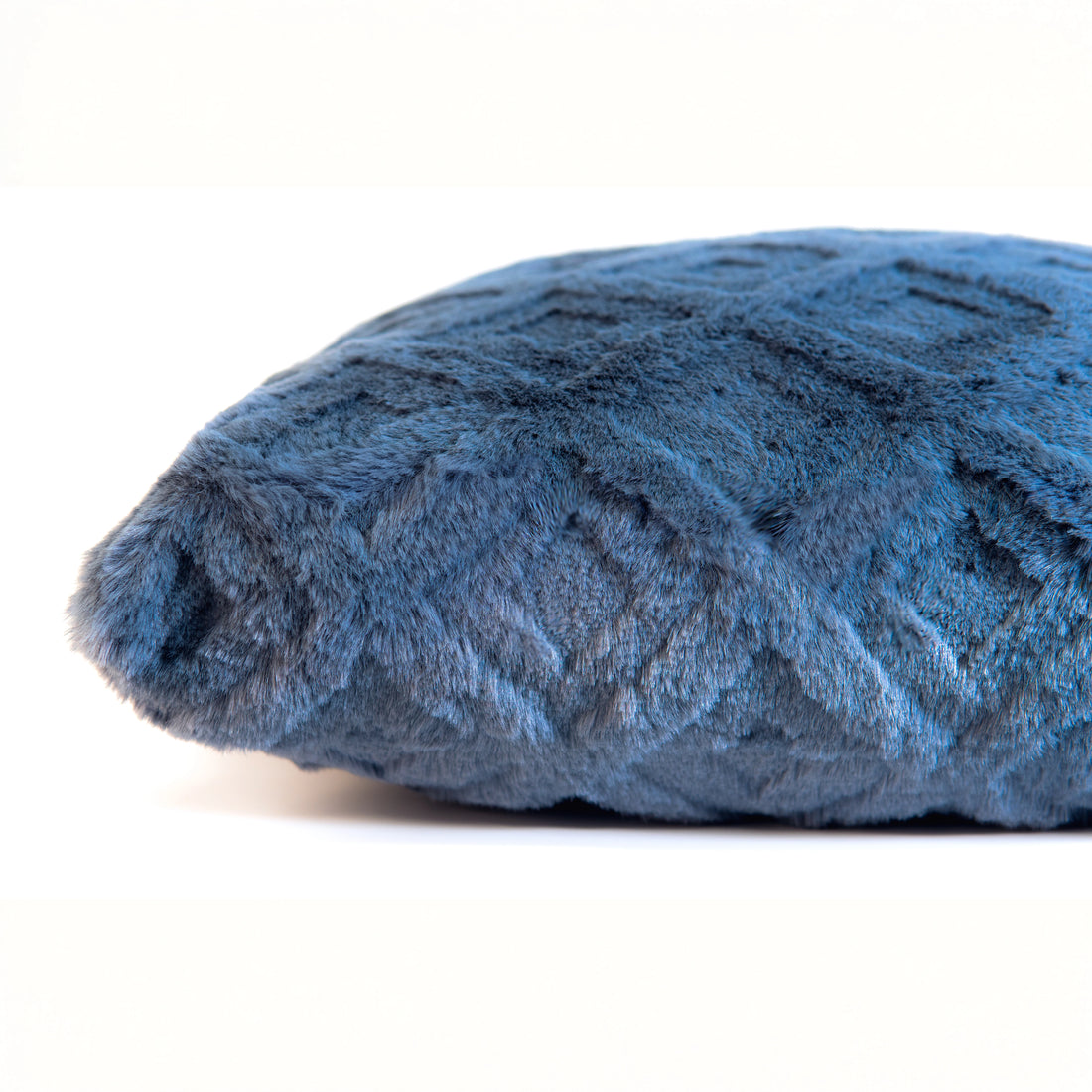 Diamond Carved Pillow | 20"x20"