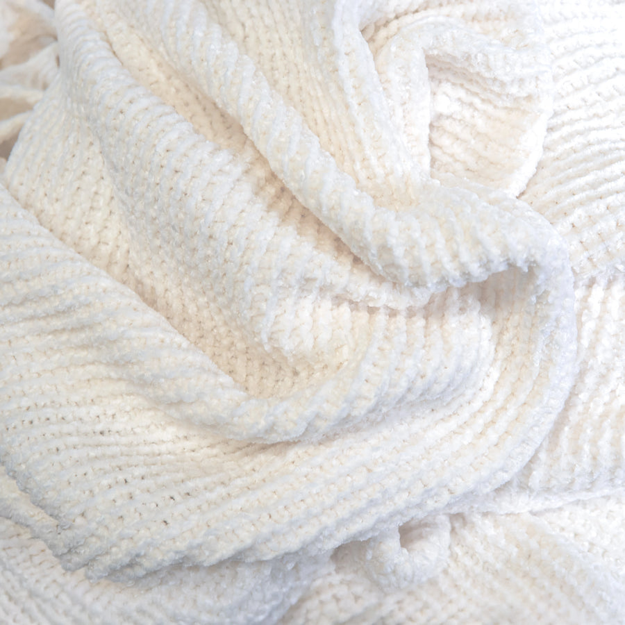 Scalloped Edge Chenille Throw Blanket | 50"x70"