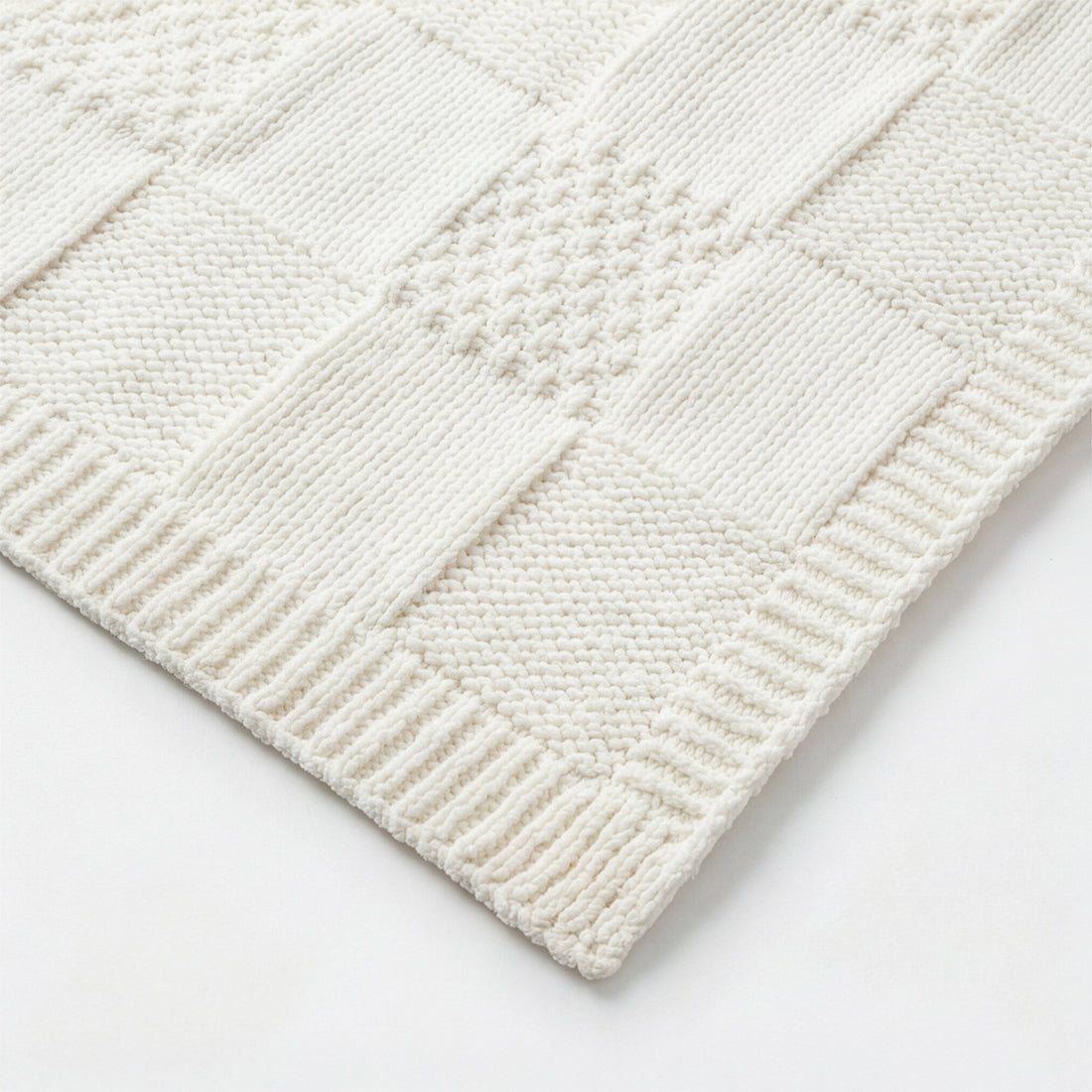 Cozy Cube Throw Blanket | 50" x 70"