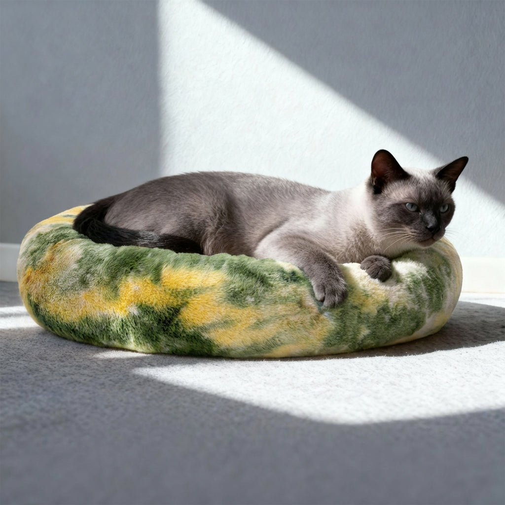 Candy Nest Ultra Soft Plush Donut Pet Bed