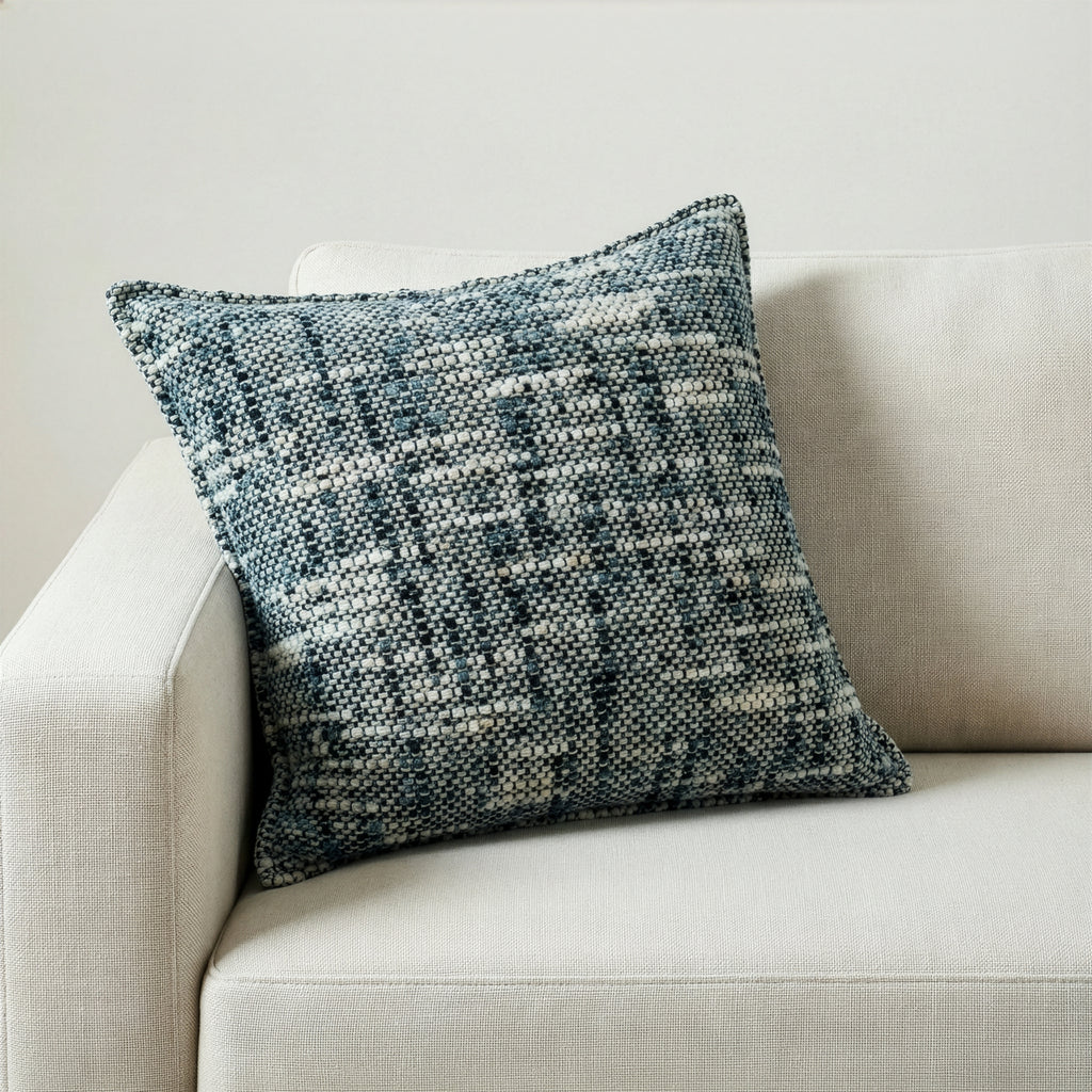 Neiman Chenille Pillow | 22"x22"