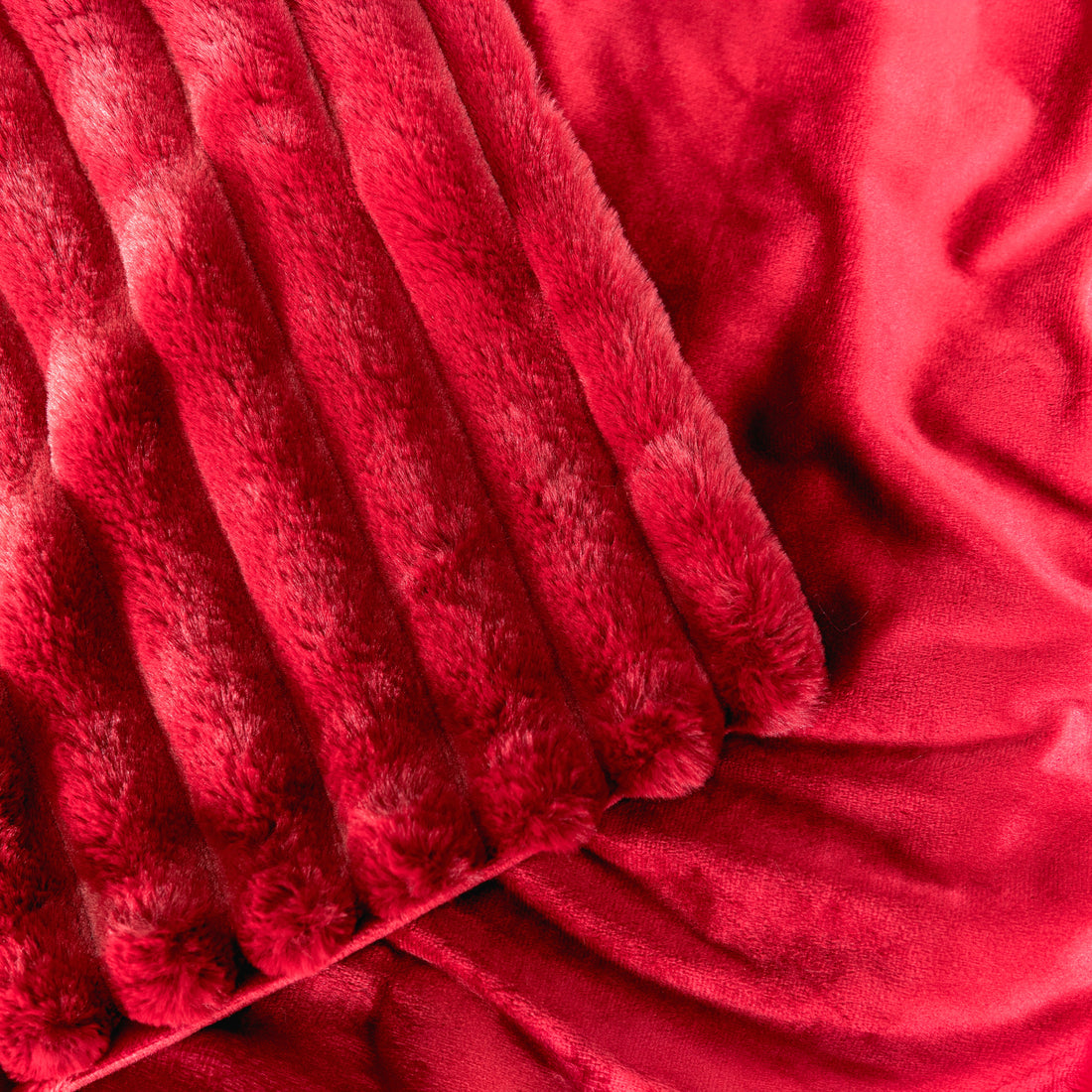 Ribbed Faux Fur Throw Blanket | 50"x70"