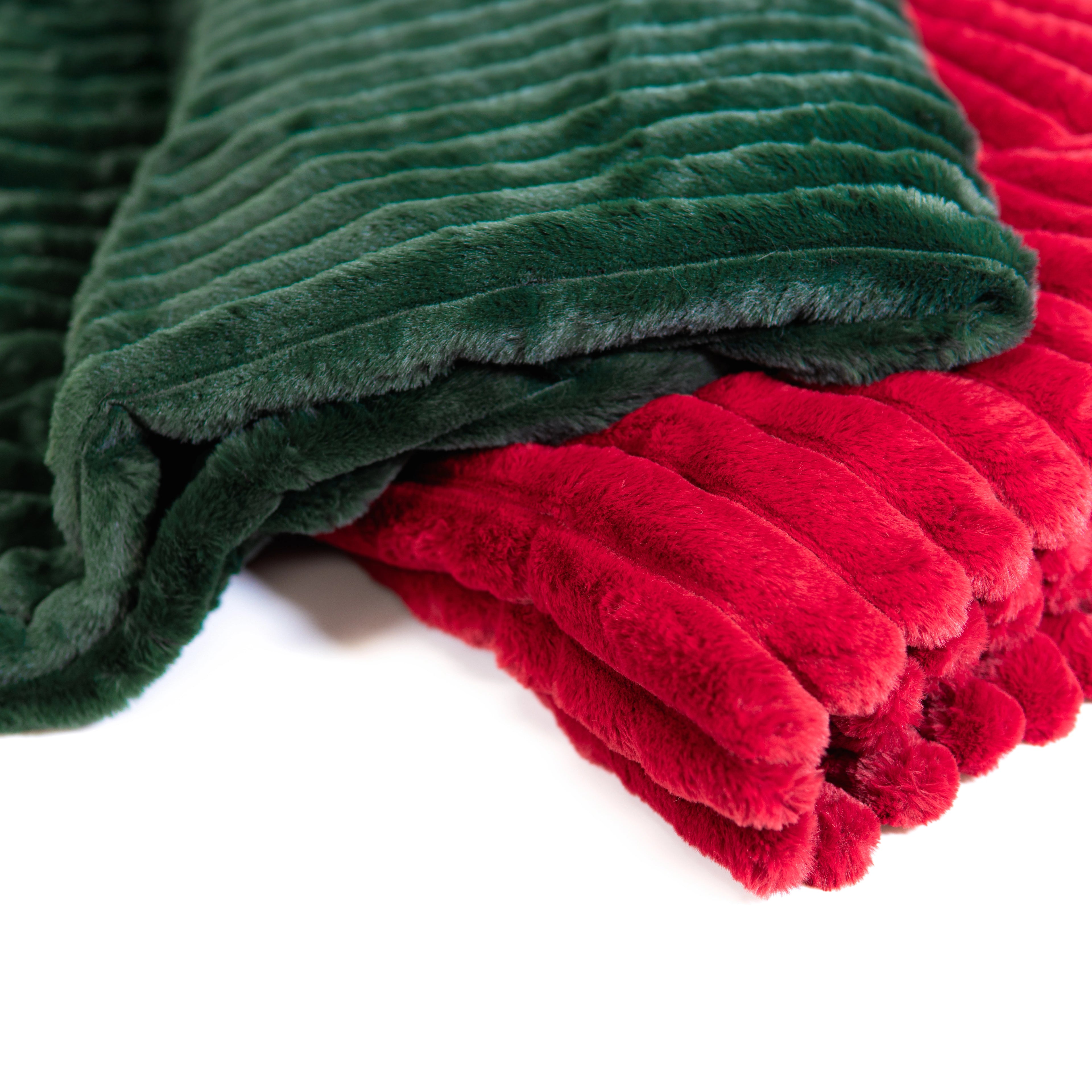 Ribbed Faux Fur Throw Blanket | 50"x70"