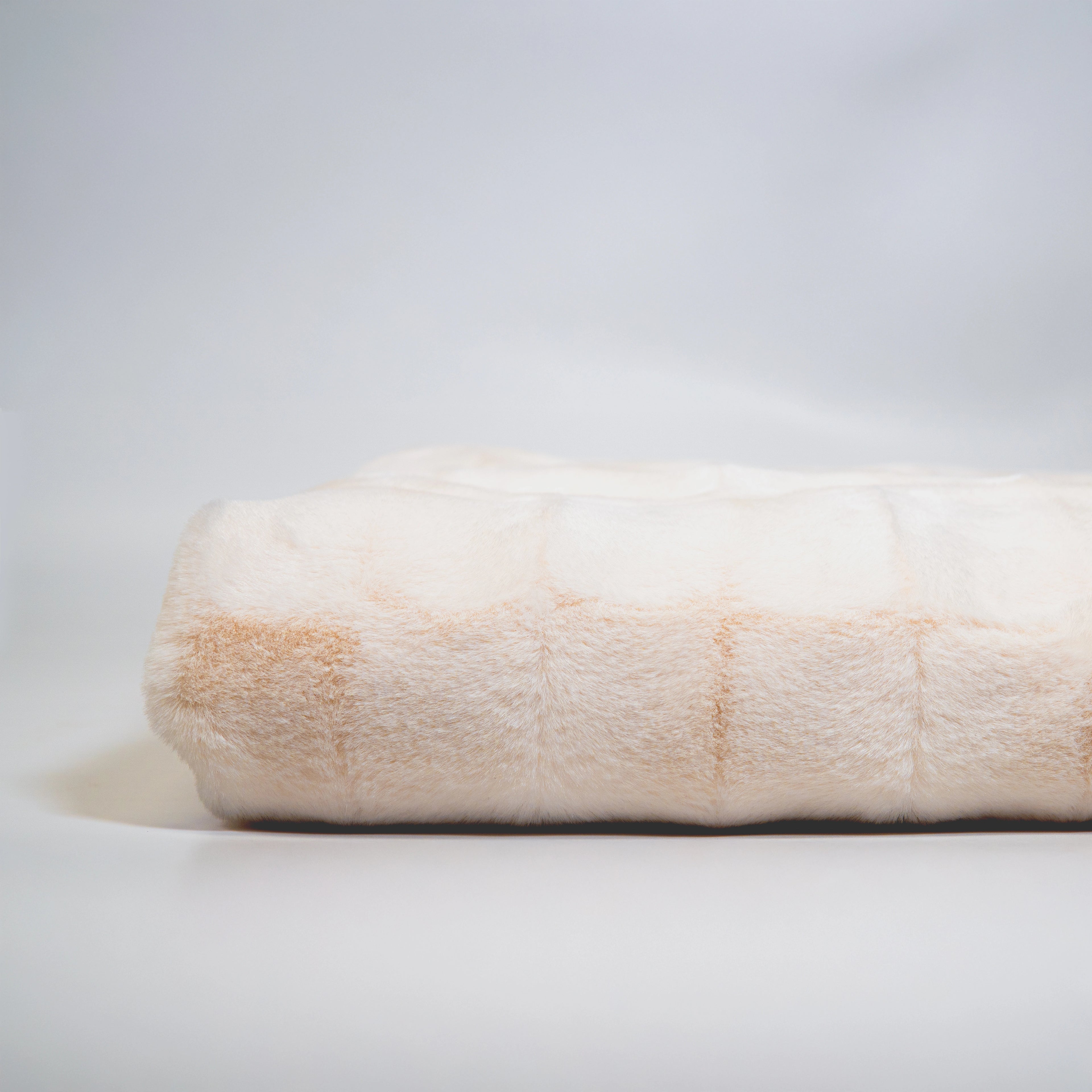 Lindsay Faux Fur Throw Blanket | 50"x70"