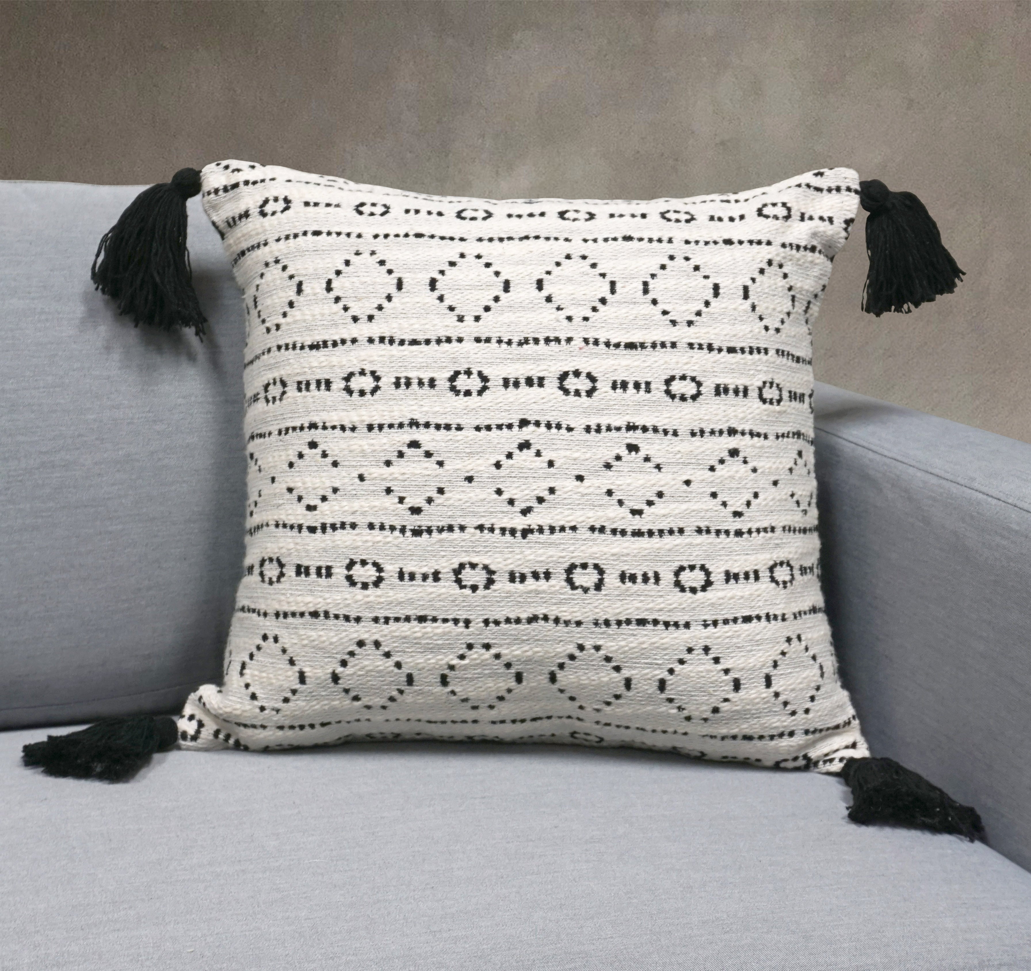 Bali Indian Throw Pillow Cover | White/Black | 18"x 18"