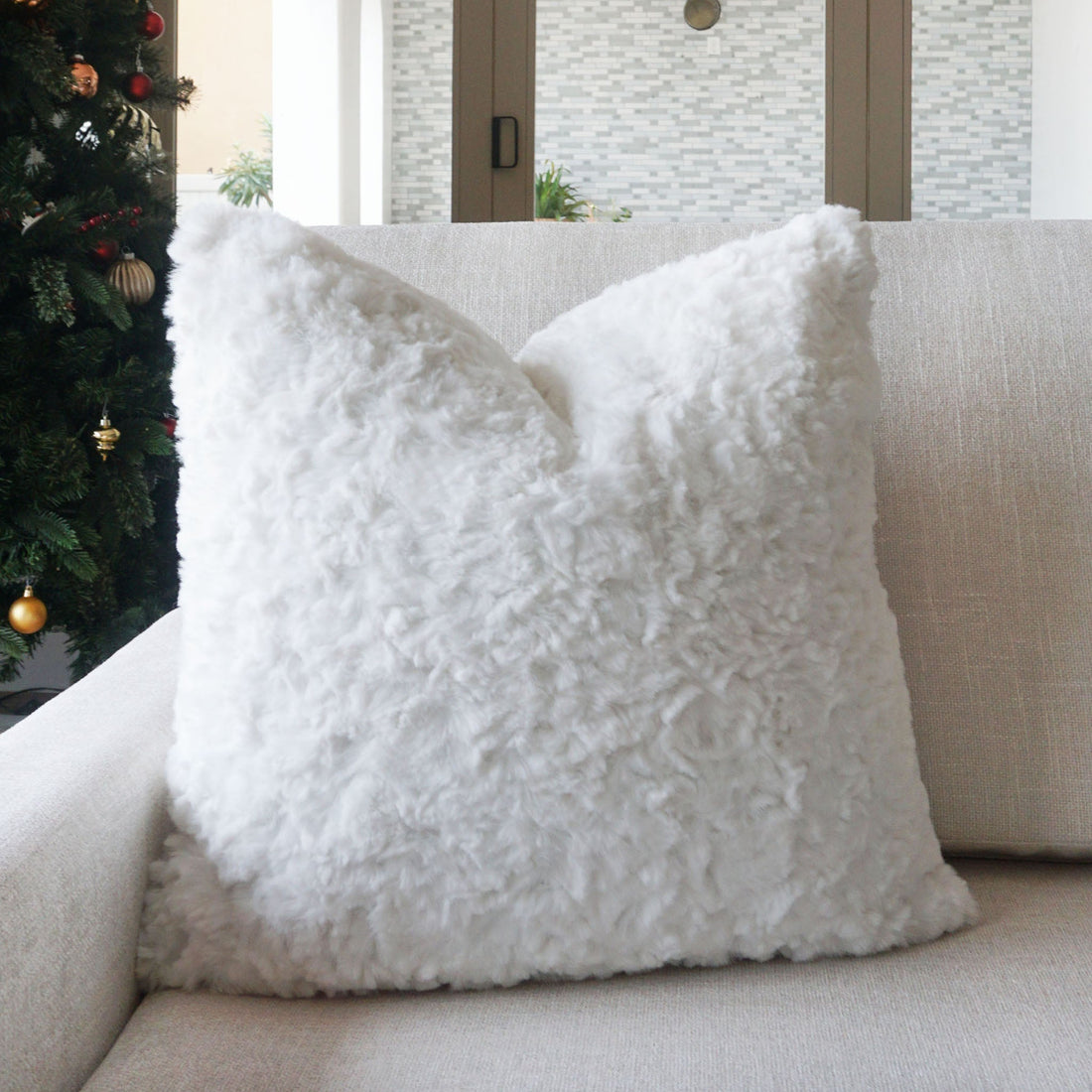 Fuzzy Pillow - Natural & White – Hey Rube