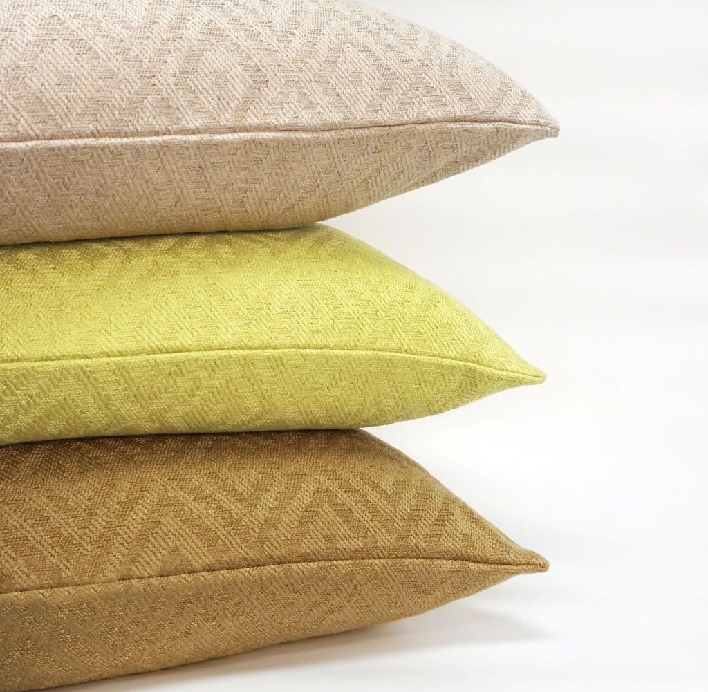 Elegance Diamond Throw Pillow Cover | 20" x 20"