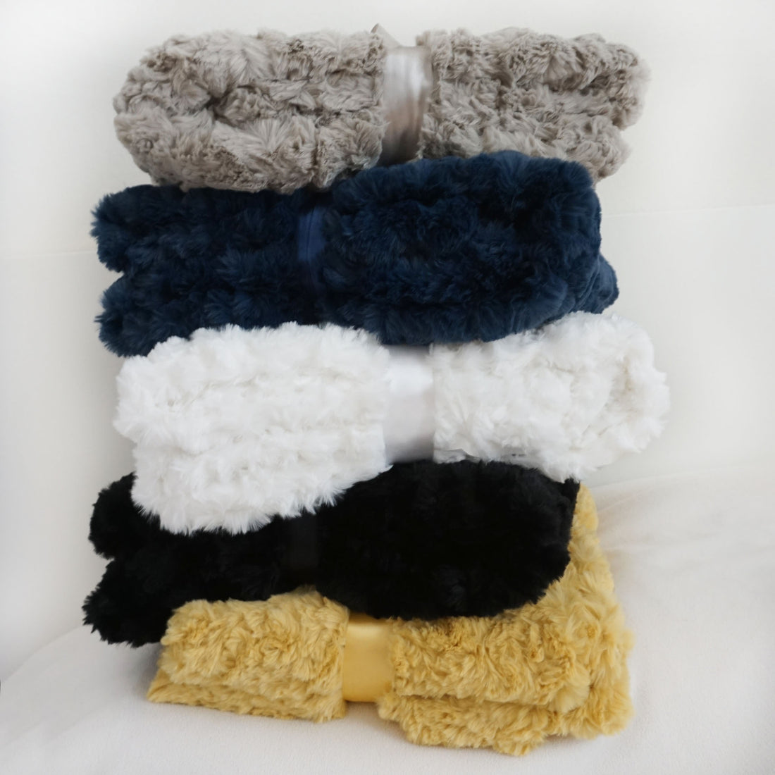Morgan Faux Fur Throw Blanket | White | 50" x 60"